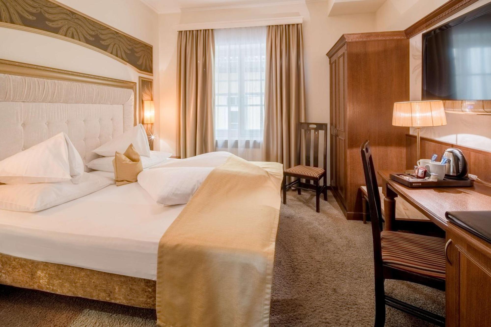 Hotel Goldener Adler, BW Signature Collection Innsbruck Ngoại thất bức ảnh
