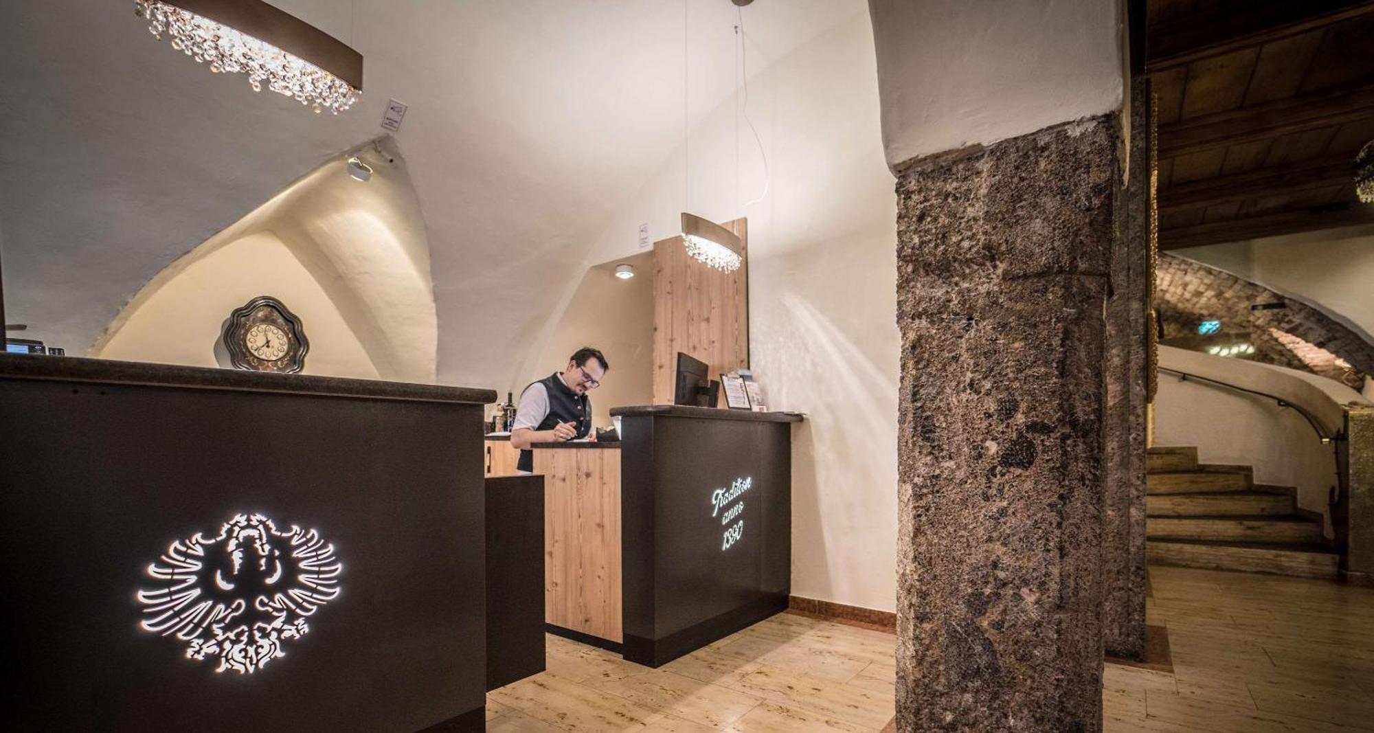 Hotel Goldener Adler, BW Signature Collection Innsbruck Ngoại thất bức ảnh